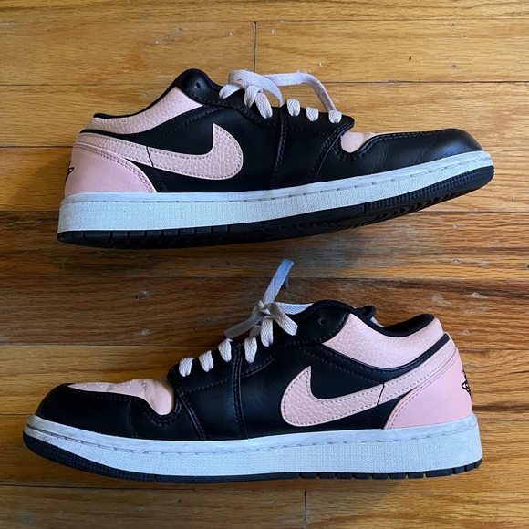 Jordan 1 Low Crimson Tint - Picture 3 of 6